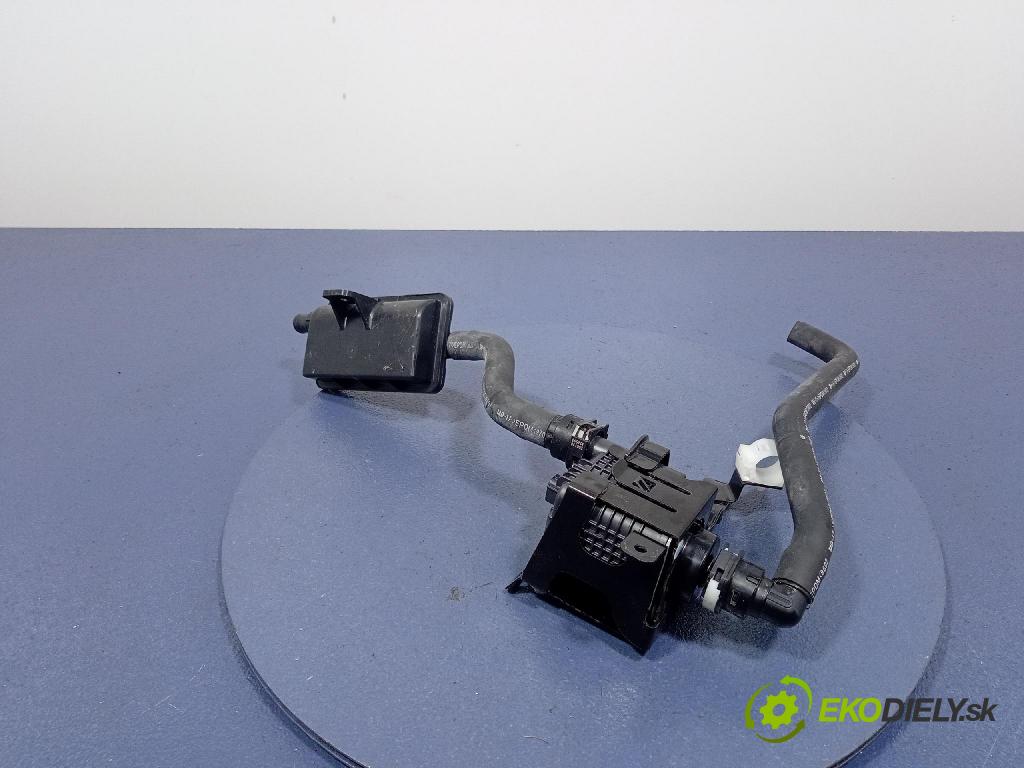 Honda Accord 2020 obal Filtra: Paliva: MX082100-3050