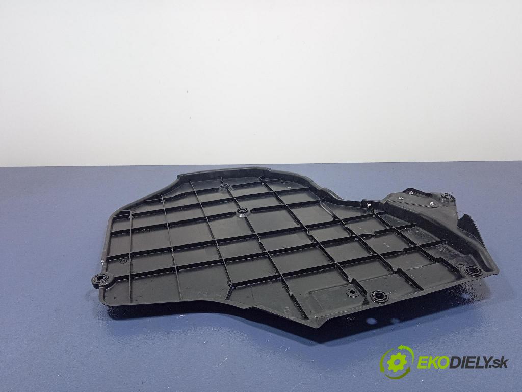 Honda Accord 2020 kryt Plast: podvozek: 74571-TWA-A0
