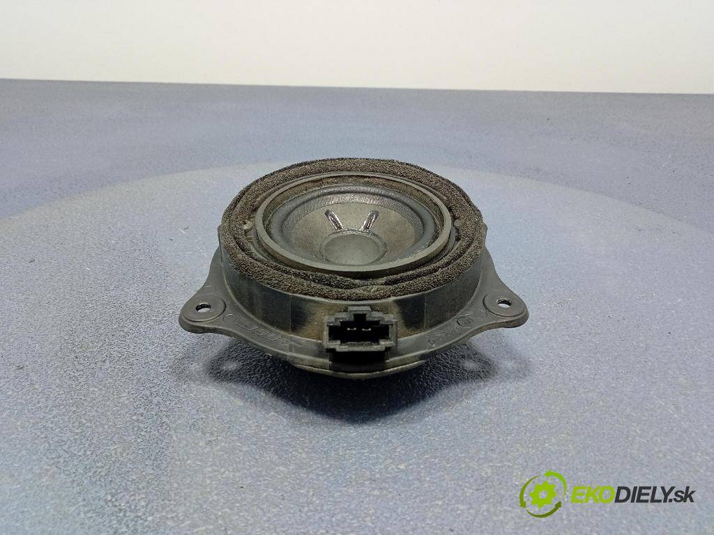 Audi A6 2008 Mluvčí: / Subwoofer: 4F0035411E