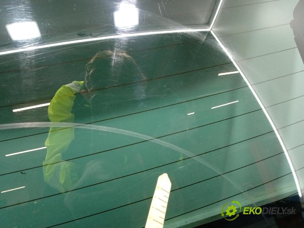 Citroen C4 2007 zadna dveře kufra: kufra: