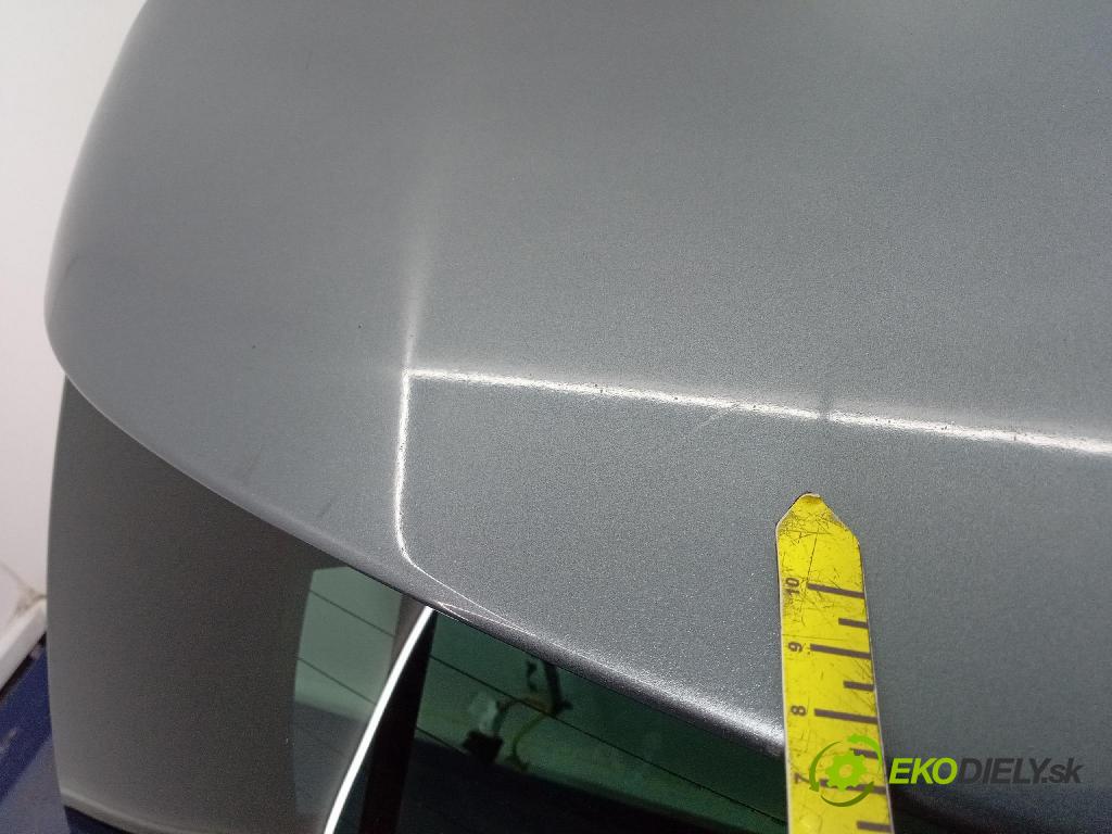 Citroen C4 2007 zadna dveře kufra: kufra: