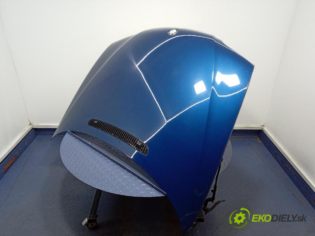 Bmw Seria 3 2001 kapota přední: