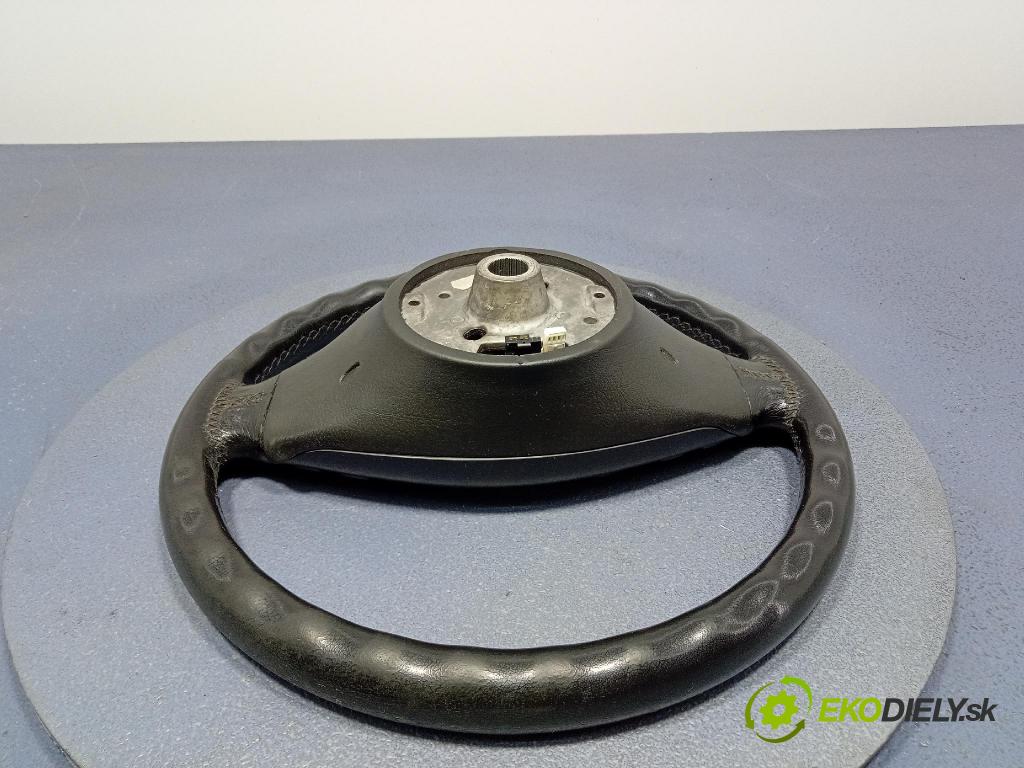 Bmw Seria 3 2001 volant 6753957