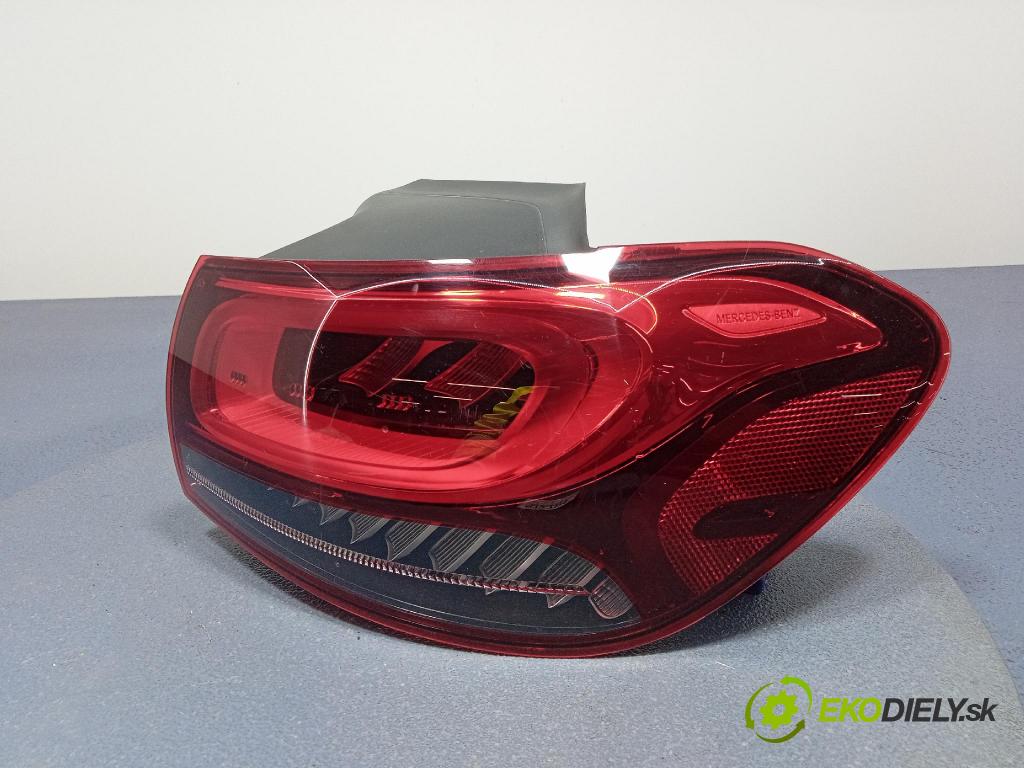 Mercedes GLA-Klasa 0 svetlo / reflektor zad Prava: Vonkajsia: