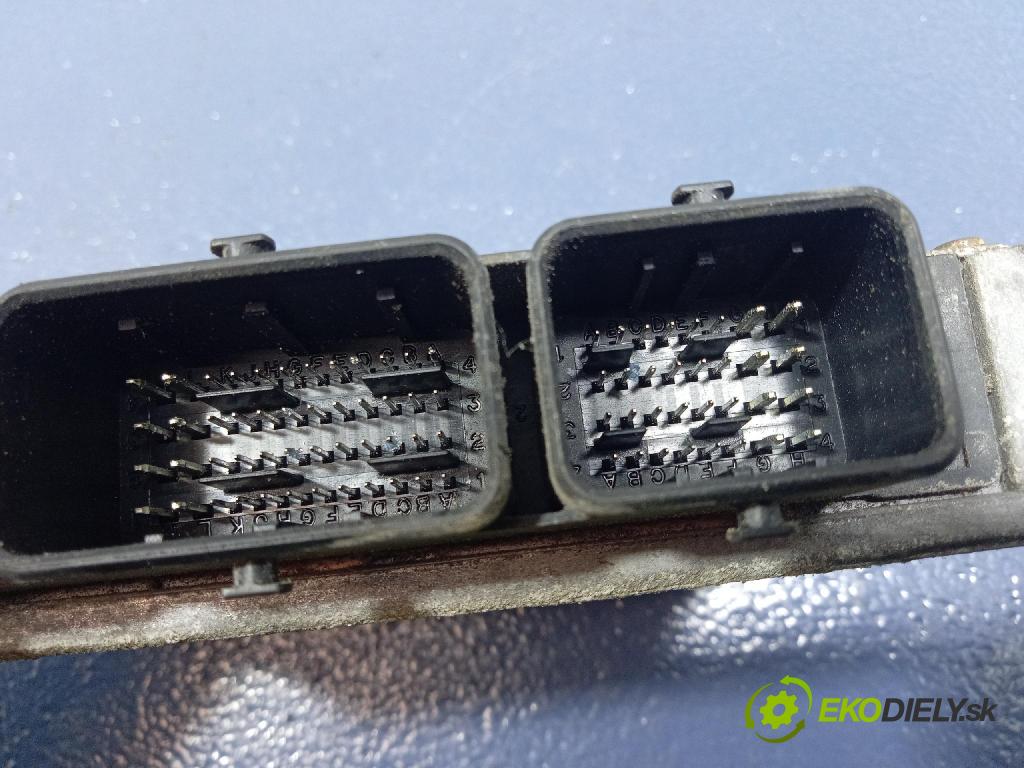 Renault Espace 2003 riadiaca jednotka Motor: 8200279458