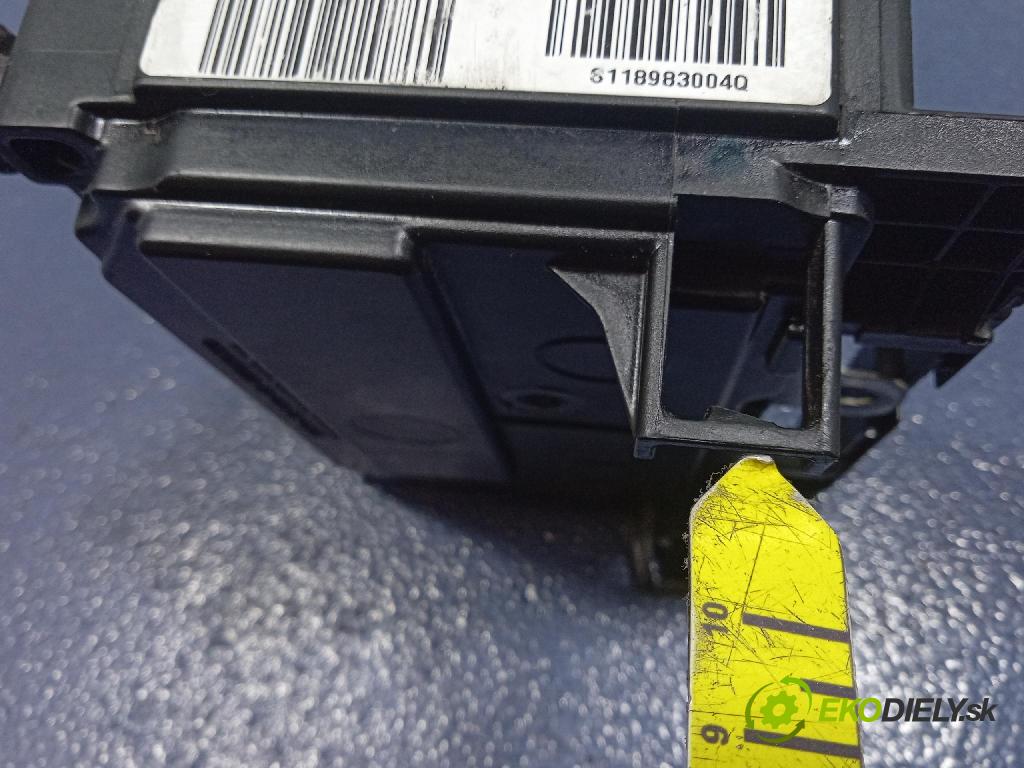 Citroen C4 2005 skrinka Poistky: S118983004Q
