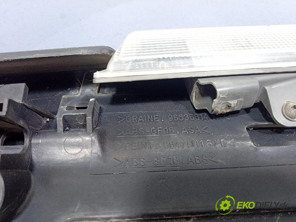 Citroen C4 2005 Spoiler: