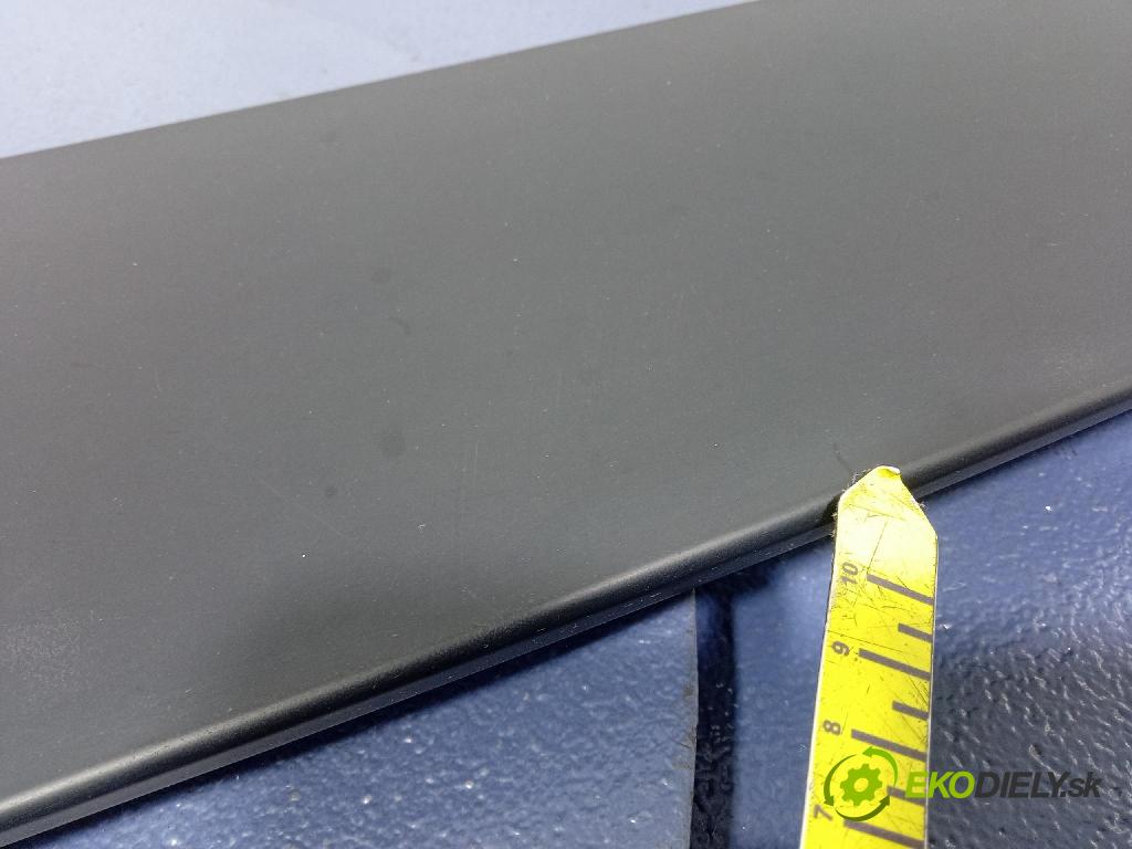 Citroen C4 2005 Spoiler: