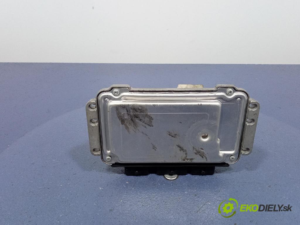 Citroen C4 2005 riadiaca jednotka Motor: 9657489380