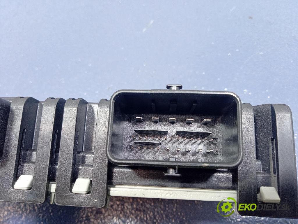 Citroen C4 2007 riadiaca jednotka 9664385080