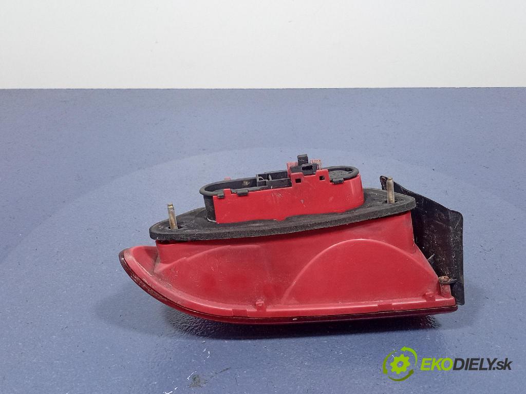 Alfa romeo 156 2004 svetlo / reflektor zad Prava: Vonkajsia: