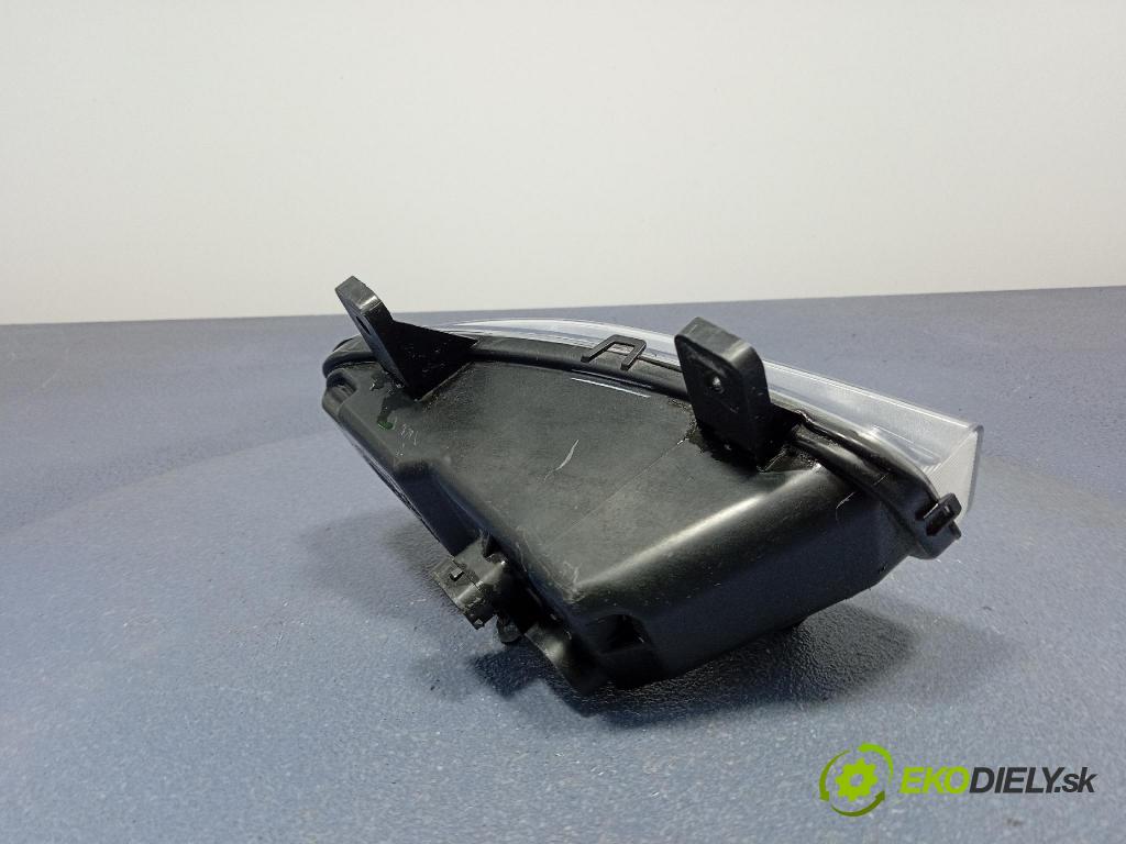 Chrysler Pacifica 0 Halogen Levý: