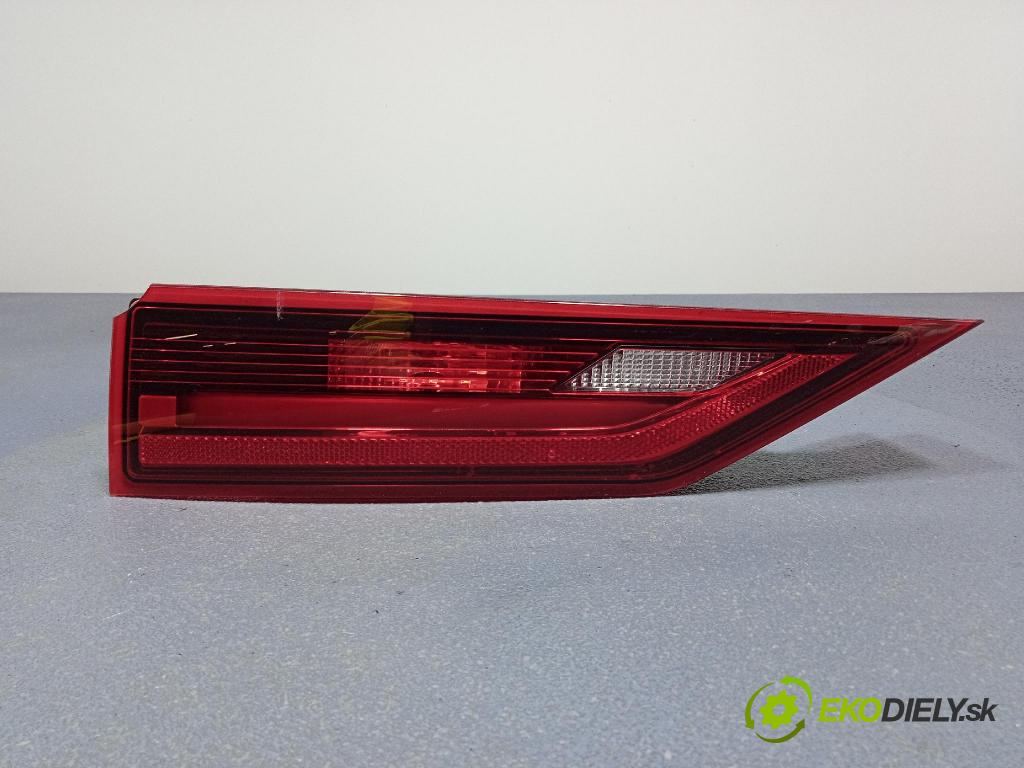 Volvo V90 0 svetlo / reflektor zad ľavá Vnútri: