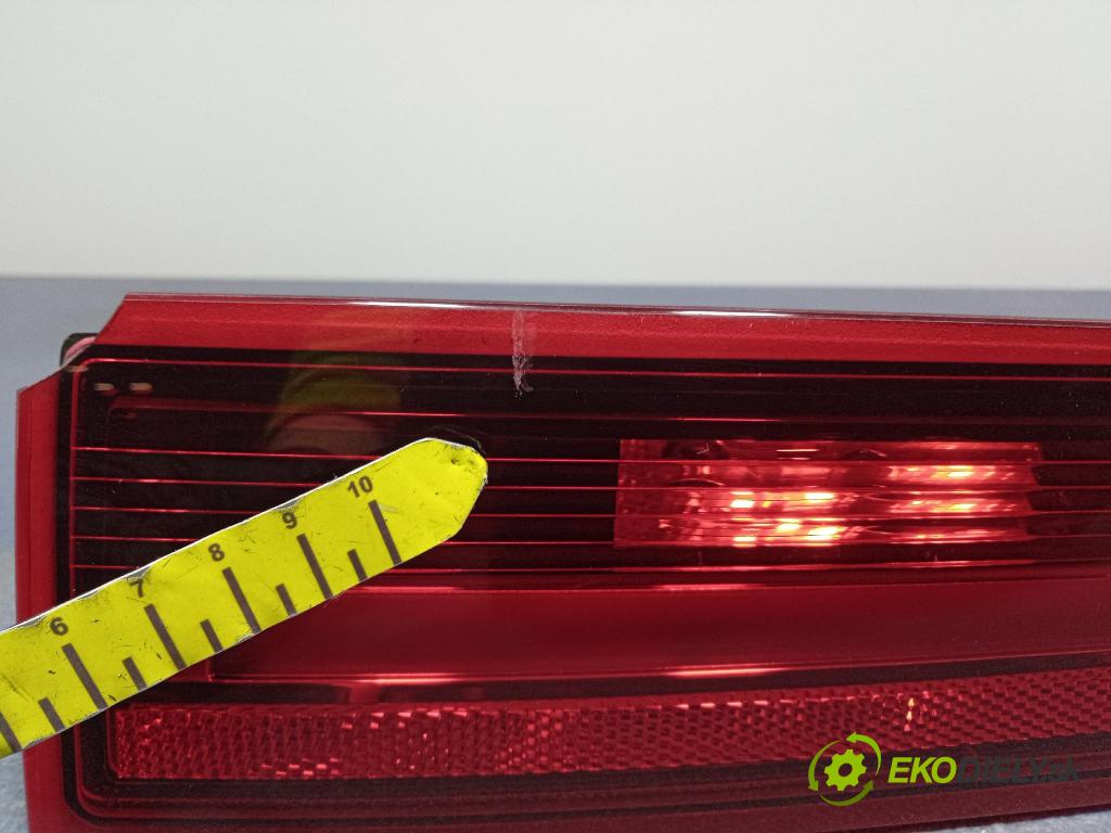 Volvo V90 0 svetlo / reflektor zad ľavá Vnútri: