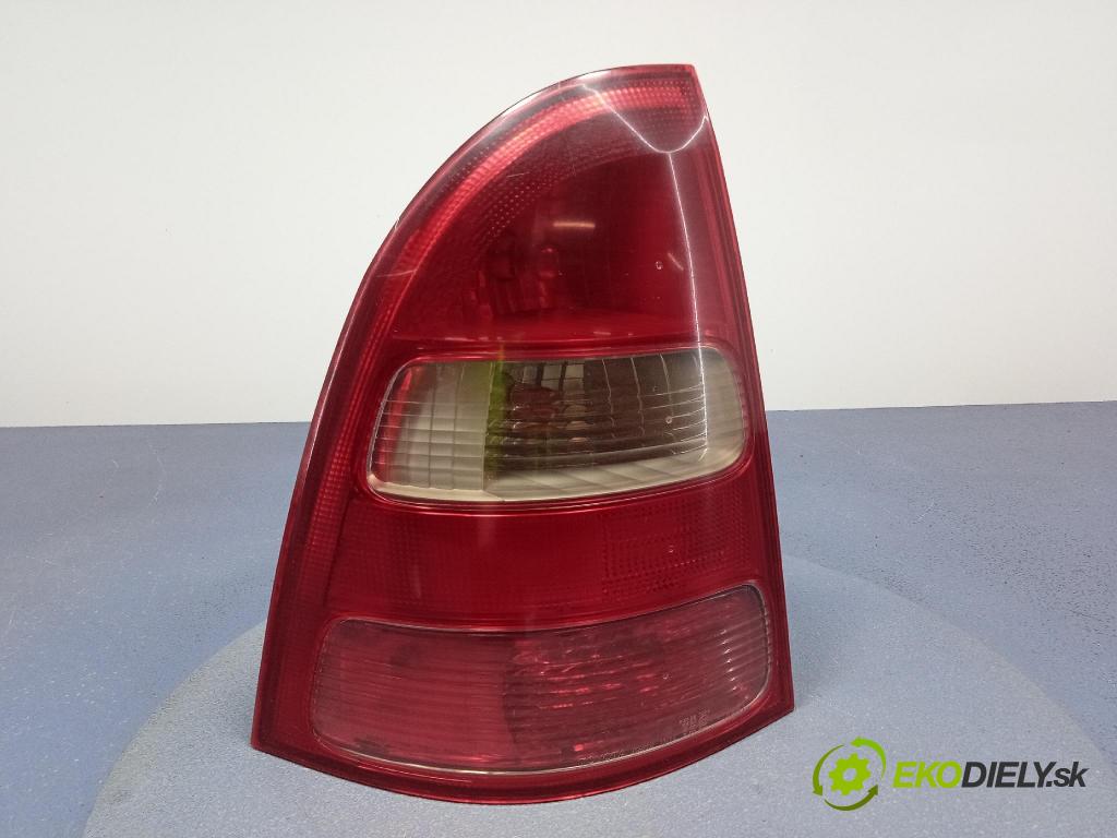 Toyota Corolla 2003 svetlo / reflektor zad ľavá Vonkajsia: 13-74