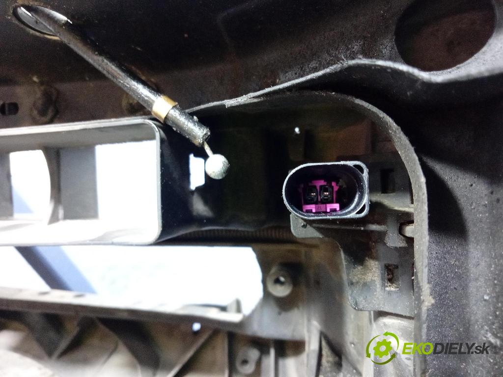 Vw Golf 2006 výztuha Čelní / stěna Přední