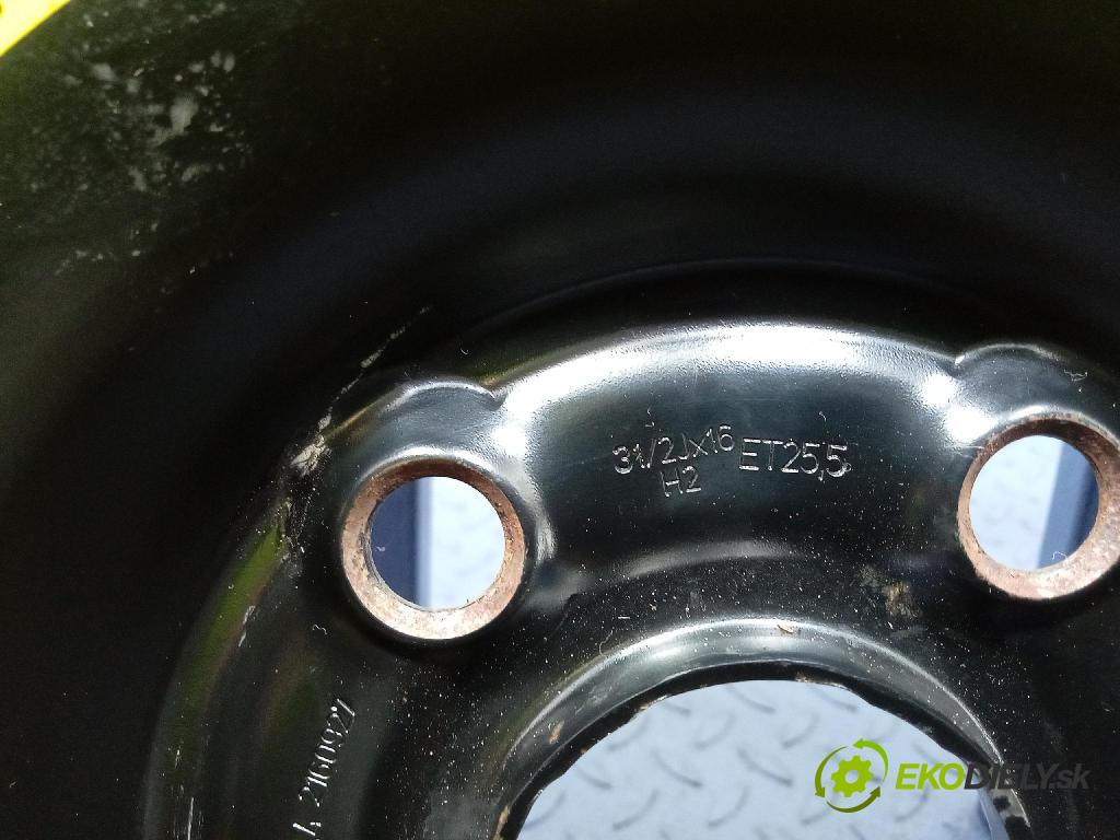 Vw Golf 2006 kolo Přístupné