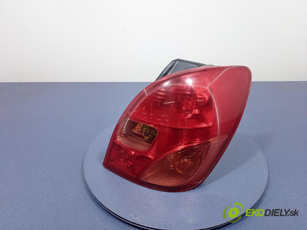 Toyota Corolla 2002 svetlo / reflektor zad Prava: Vonkajsia: