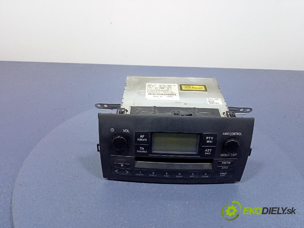 Toyota Corolla 2002 Radio I Navigácia: 86120-13060-B0