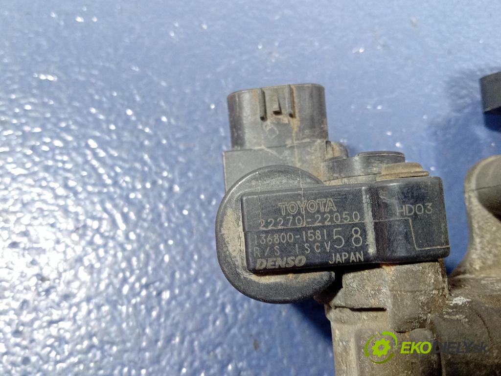 Toyota Corolla 2002 škrticí klapka 22270-22050