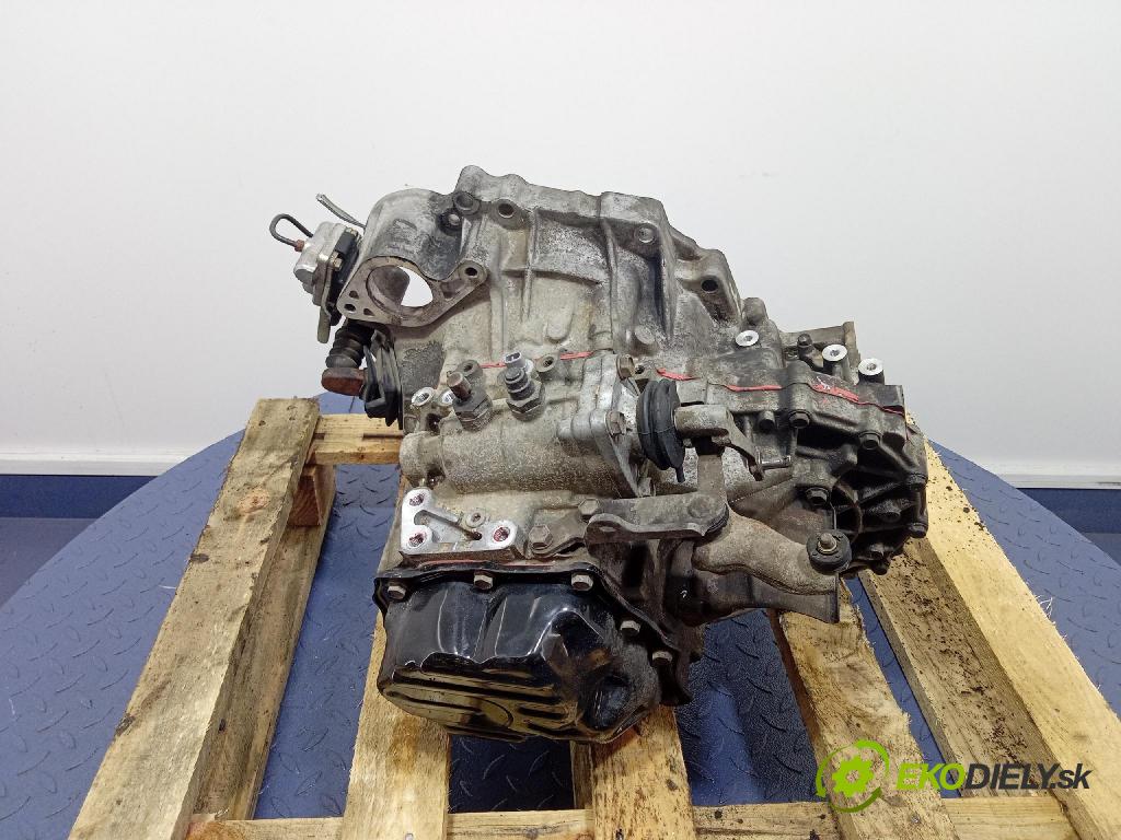 Toyota Corolla 2002 prevodovka Manualna E350