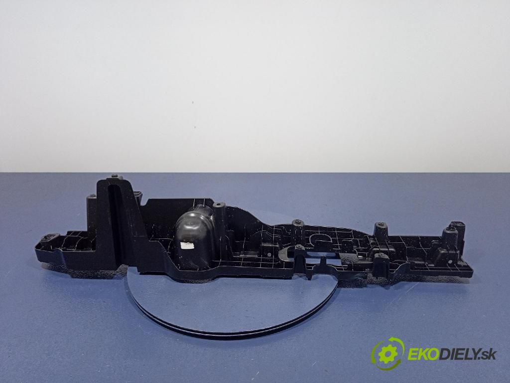 Bmw Ix 2021 kryt Plast: Interiéry: 7948339
