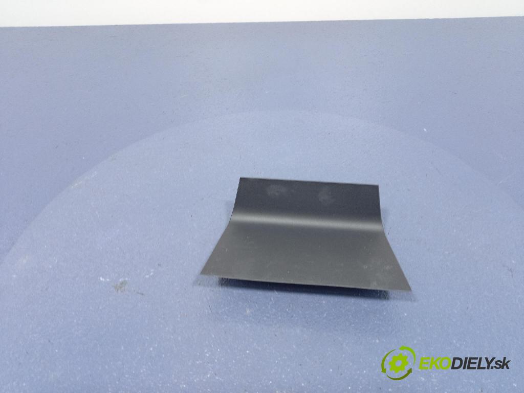 Bmw Ix 2021 kryt Plast: Interiéry: 5A013A9