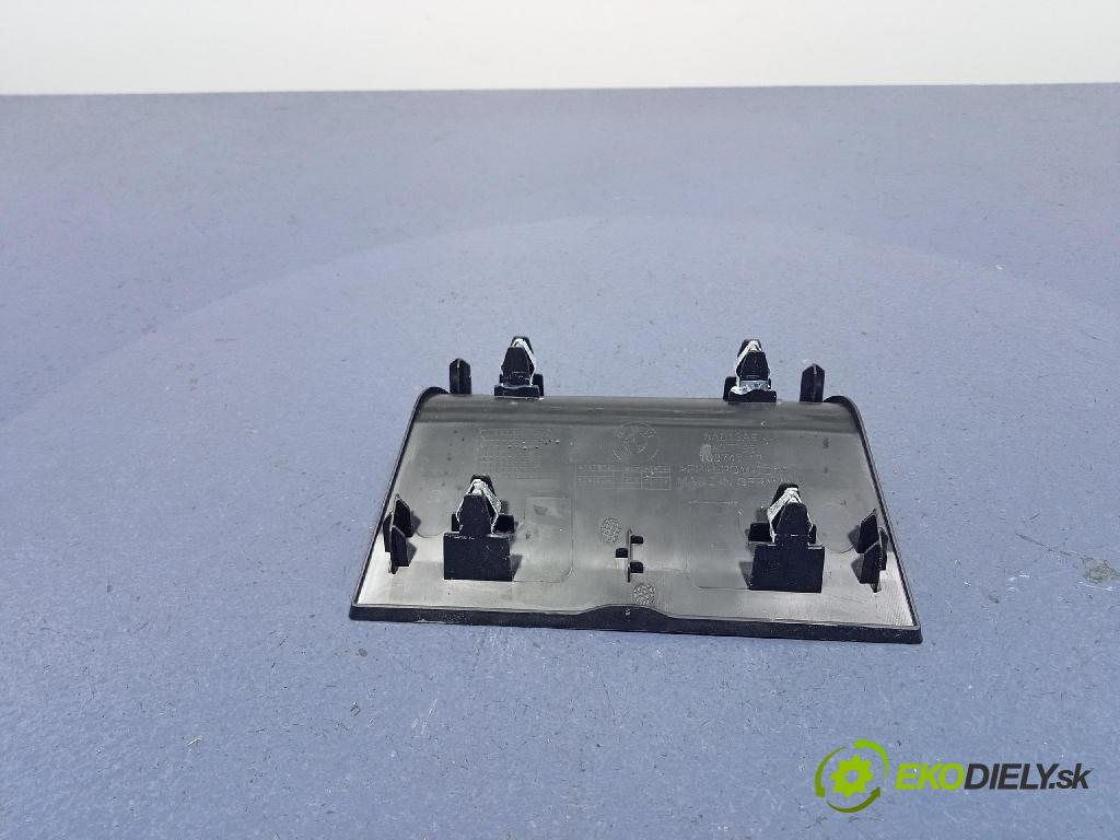 Bmw Ix 2021 kryt Plast: Interiéry: 5A013A9