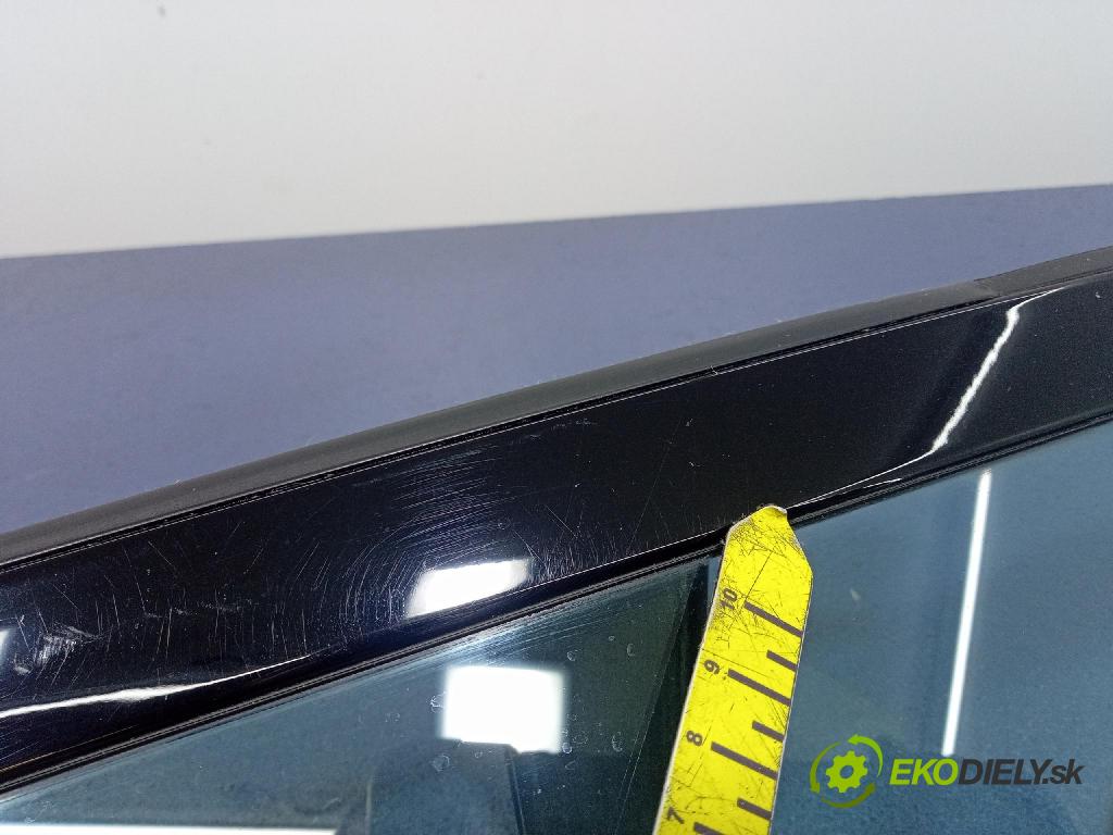 Bmw Ix 2021 sklo dveře před Práva: