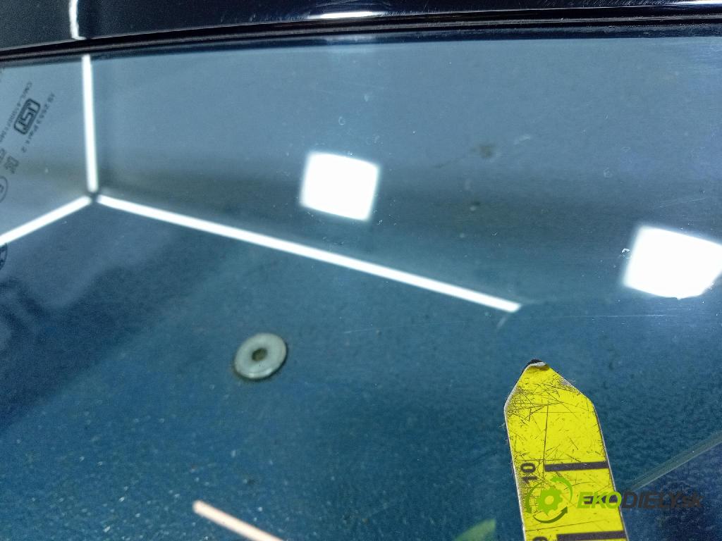 Bmw Ix 2021 sklo dveře před Práva: 