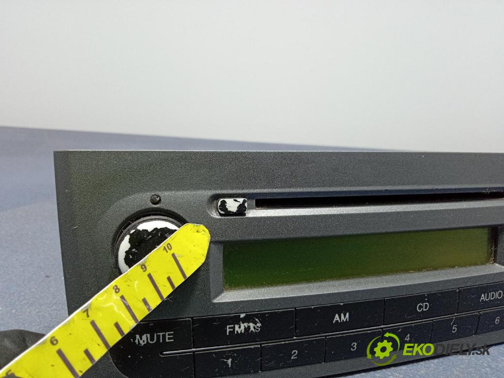 Fiat Linea 2009 Radio I Navigácia: 7648297316