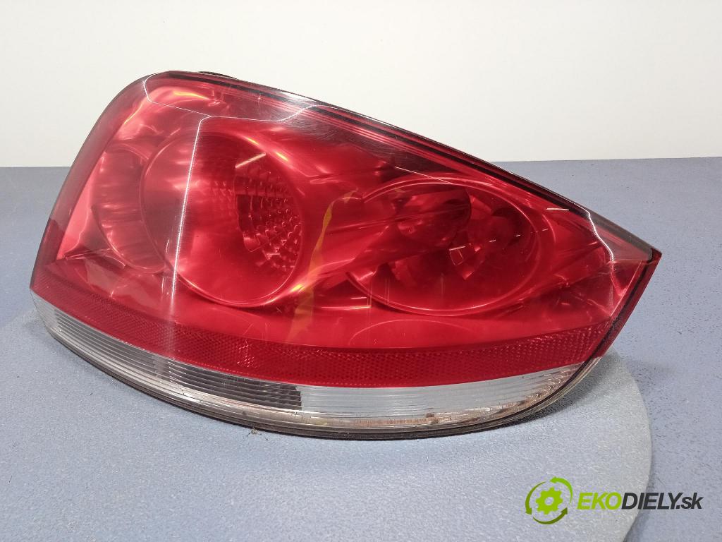 Fiat Linea 2009 svetlo / reflektor zad Prava: Vonkajsia: