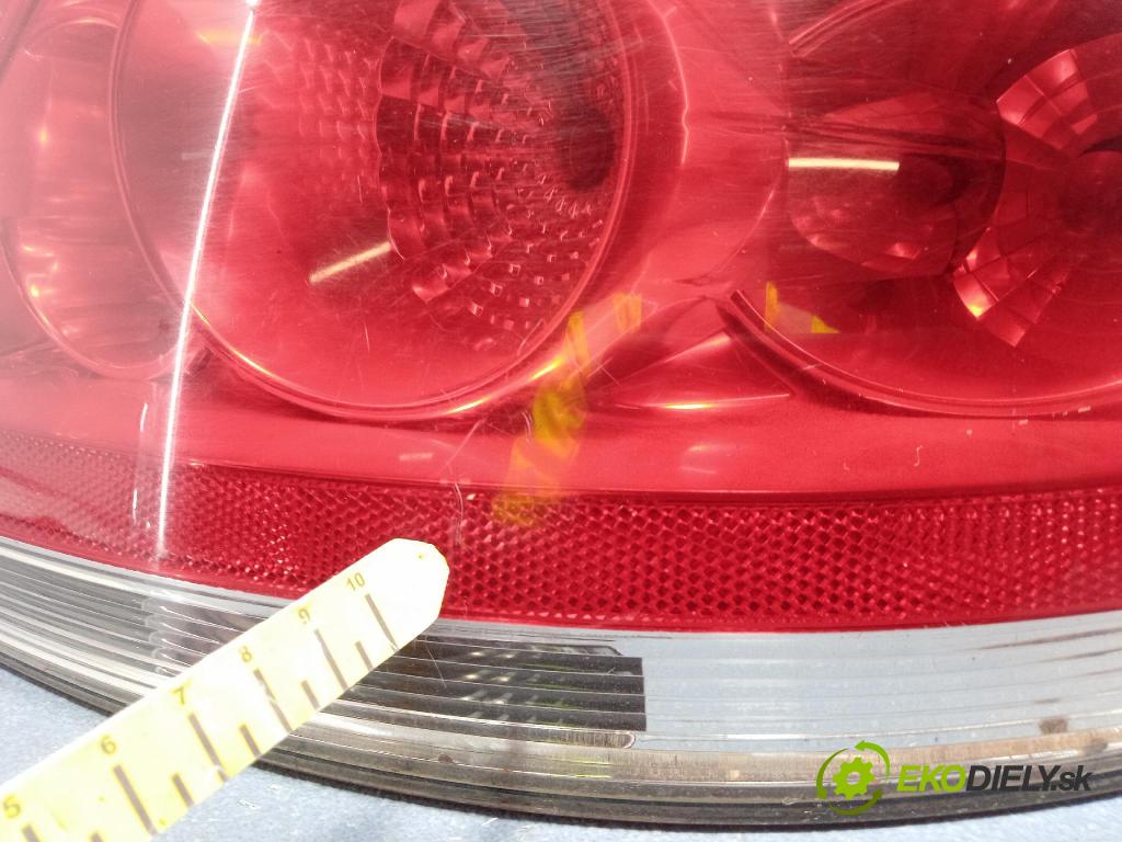 Fiat Linea 2009 svetlo / reflektor zad Prava: Vonkajsia: