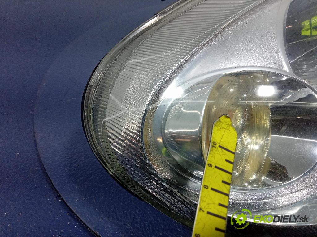 Citroen Saxo 2000 světlo v pravo: 