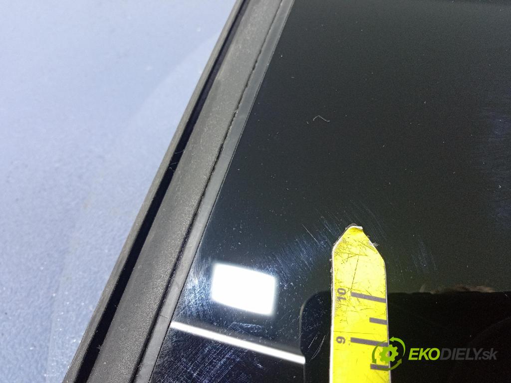 Bmw Ix 2021 sklo Karosérie: Zad: 9448771