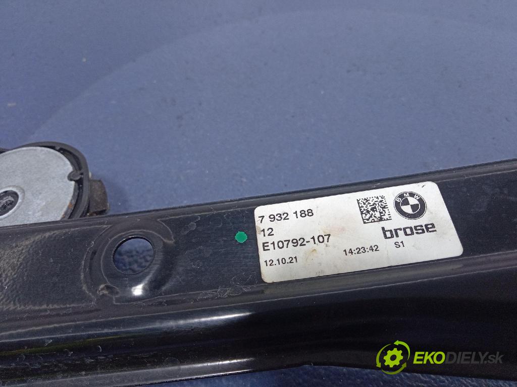 Bmw Ix 2021 mechanismus stahování Sklenka: před v pravo: 7932188