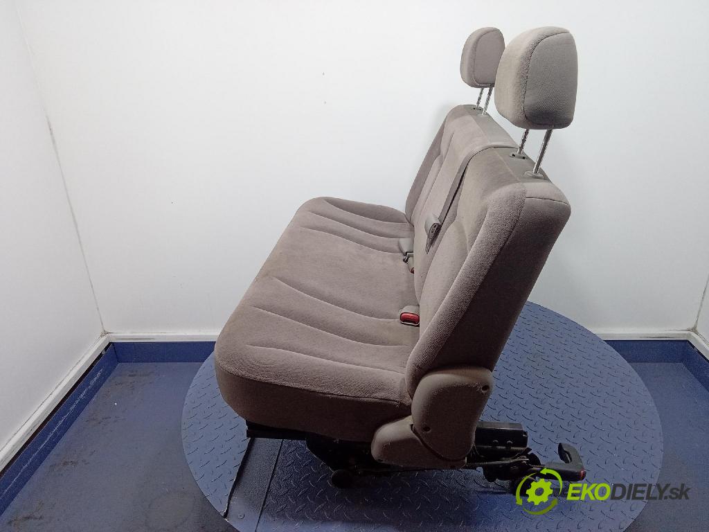 Dodge Caravan 2001 Sedadlo zadní