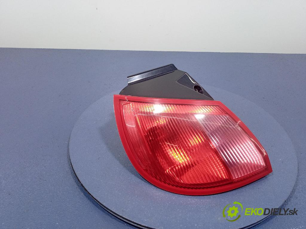 Mitsubishi Colt 2005 svetlo / reflektor zad ľavá Vonkajsia: MR957365