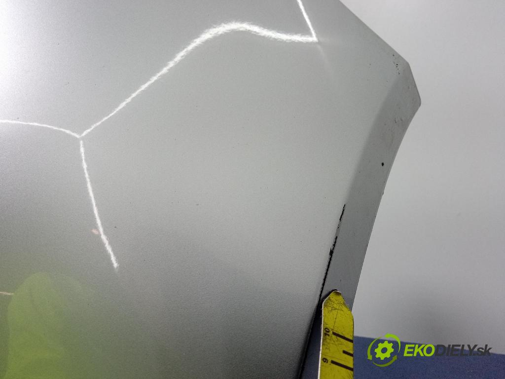 Mitsubishi Colt 2005 nárazník Zad: