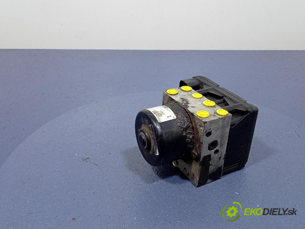 Volvo S80 2000 čerpadlo ABS x 9467581 9467582