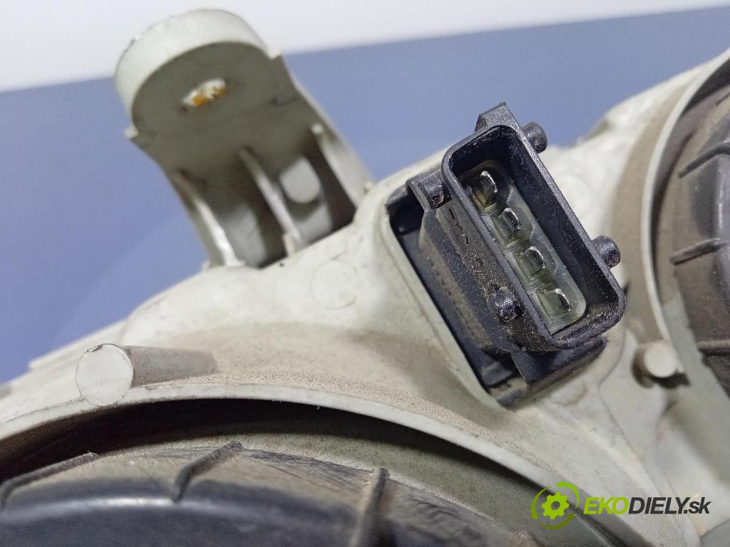 Saab 9-5 2000 světlo Levý: