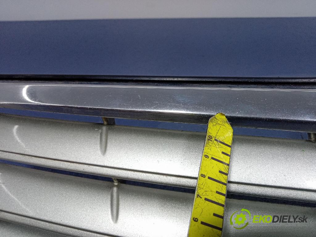 Toyota Corolla 2004 mřížka / Gril: