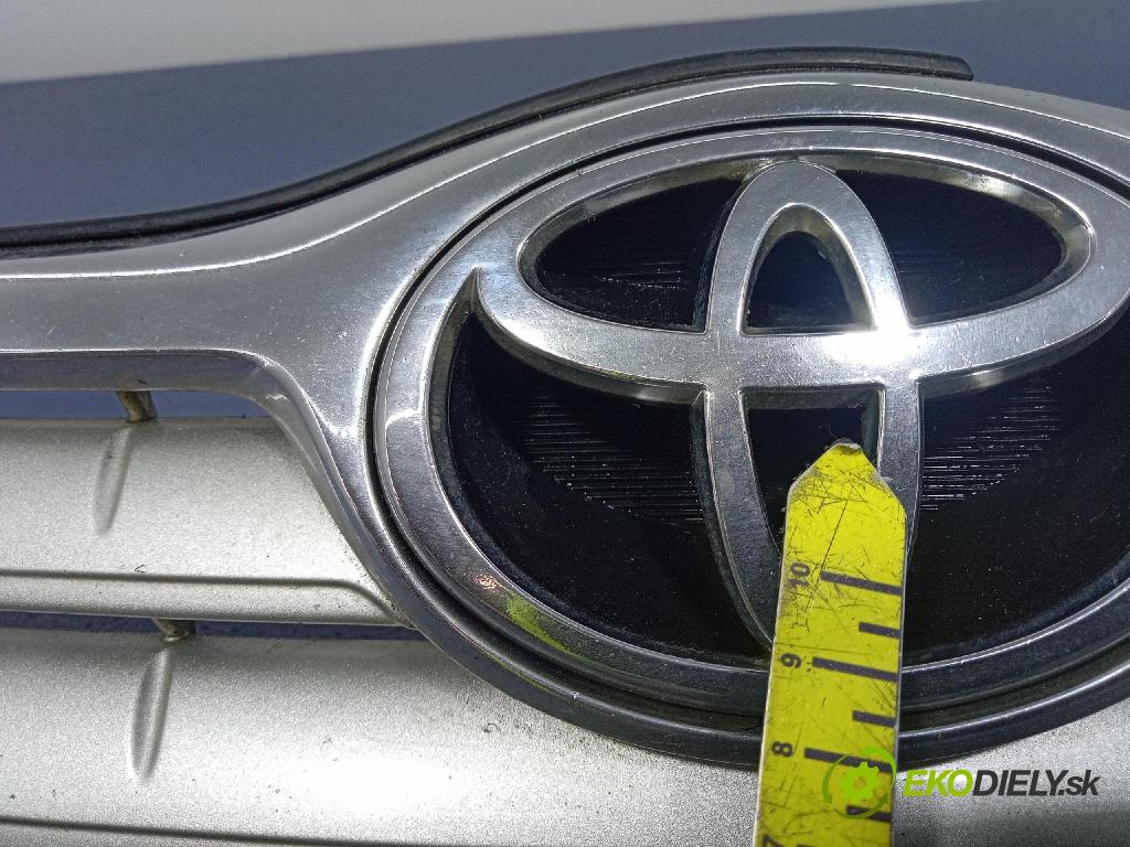 Toyota Corolla 2004 mřížka / Gril: