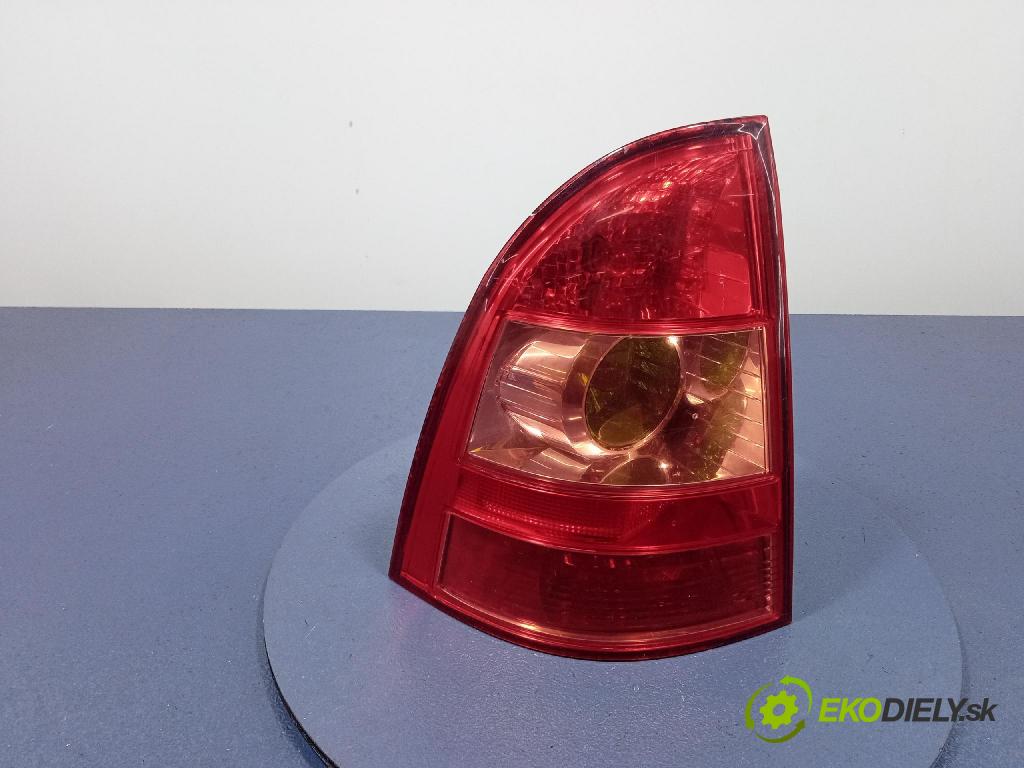 Toyota Corolla 2004 svetlo / reflektor zad ľavá Vonkajsia: 02-93