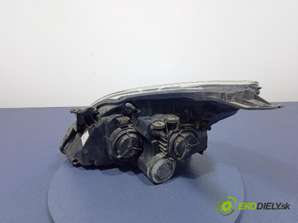 Opel Vectra 2006 světlo v pravo: 20-B401
