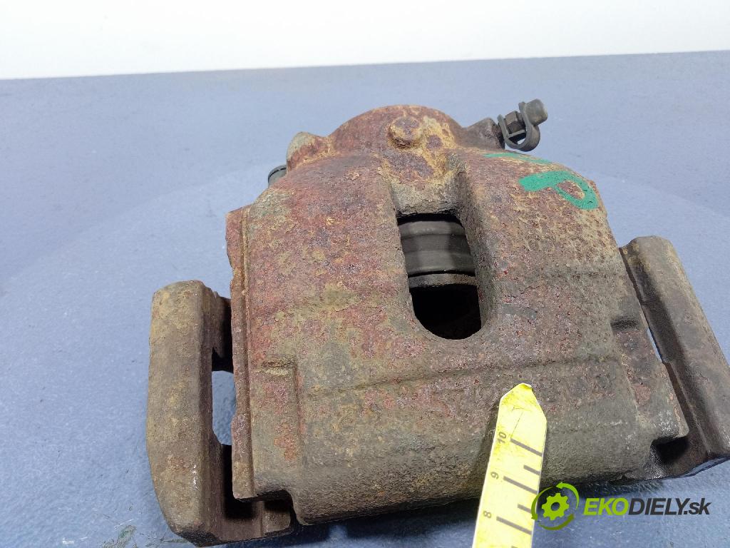 Bmw X3 2006 brzdič brzdový Predné v pravo: 57/25