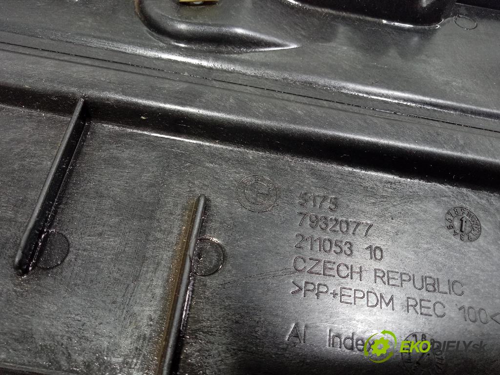Bmw Ix 2021 kryt Plast: podvozek: 7932077