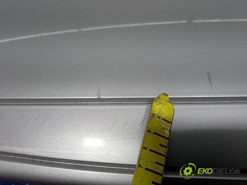 Volvo V40 2005 spoiler 30632676