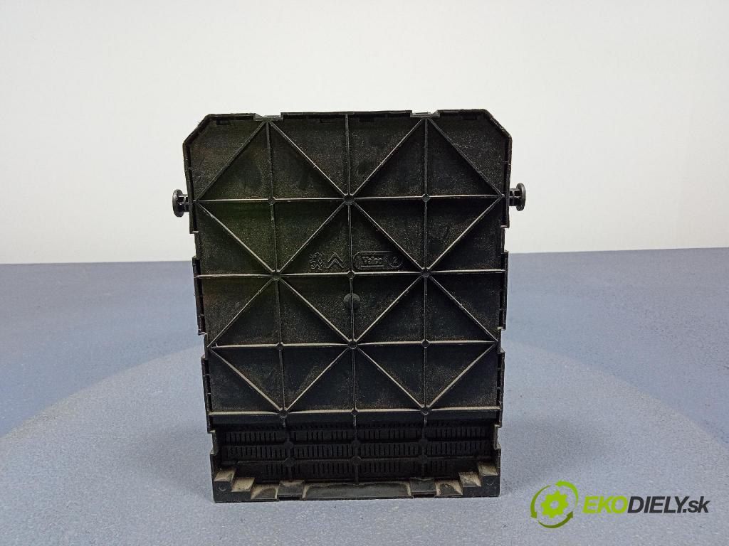 Citroen C4 2006 skříňka Pojistky 9663576480