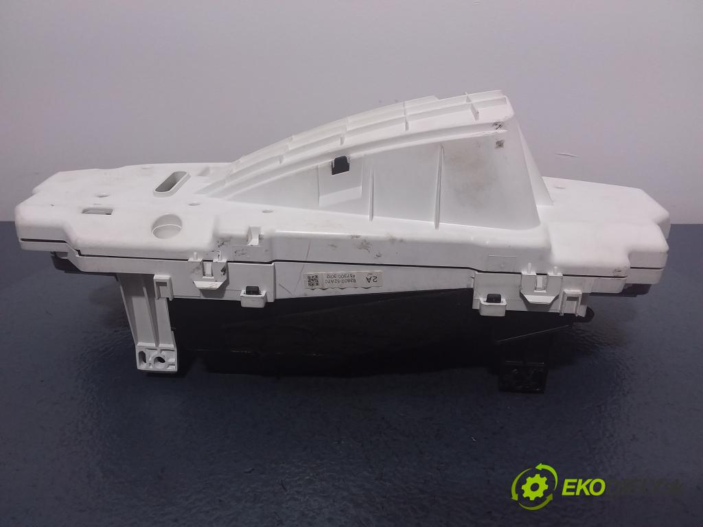 Toyota Yaris 2006 prístrojovka/ budíky 83800-52A70